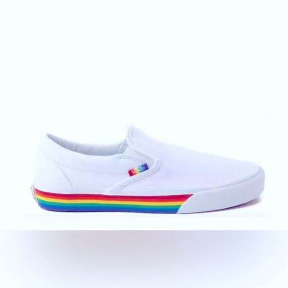 Vans Shoes - Van’s Slip-On Rainbow 🌈 shoes. Women’s Size 7.5